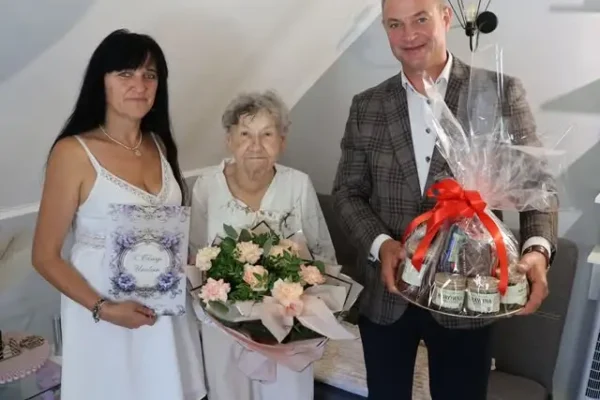 Pani Helena Dobek z Lipowej świętuje 91. urodziny – życzenia od wójta i rodziny