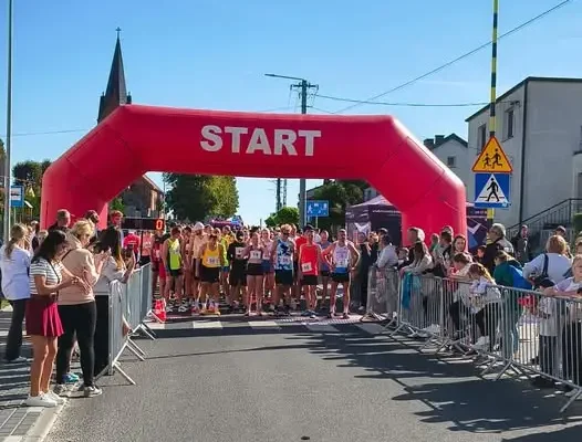 XIX Bieg Krainy 3 Wież Nad Borami – ruszył bieg główny na 10 km