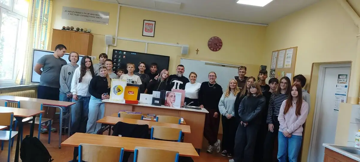 Przedsiębiorcy z POSandBOXES na lekcji doradztwa zawodowego w klasie 8