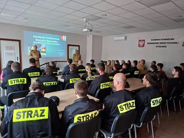 39 ochotników rozpoczęło szkolenie podstawowe strażaka ratownika OSP w Tucholi