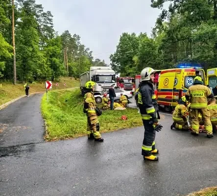 Podsumowanie interwencji OSP: siedem wyjazdów, w tym tragiczny wypadek i akcja LPR