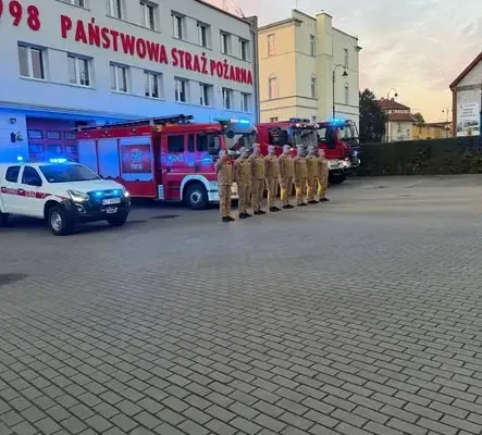 Strażacy z powiatu tucholskiego oddali hołd zmarłym kolegom z Niska
